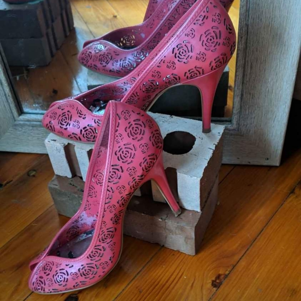 BCBG Heels